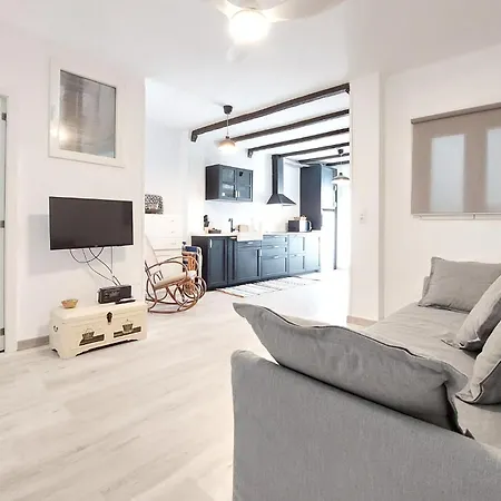 Apartment 2 Bedroom Awesome In Peniscola